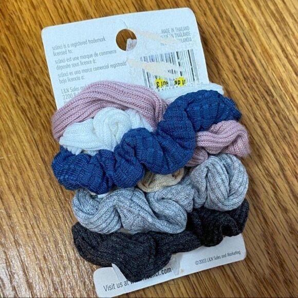 Y2K Scrunchie Set NEW - Picture 3 of 5